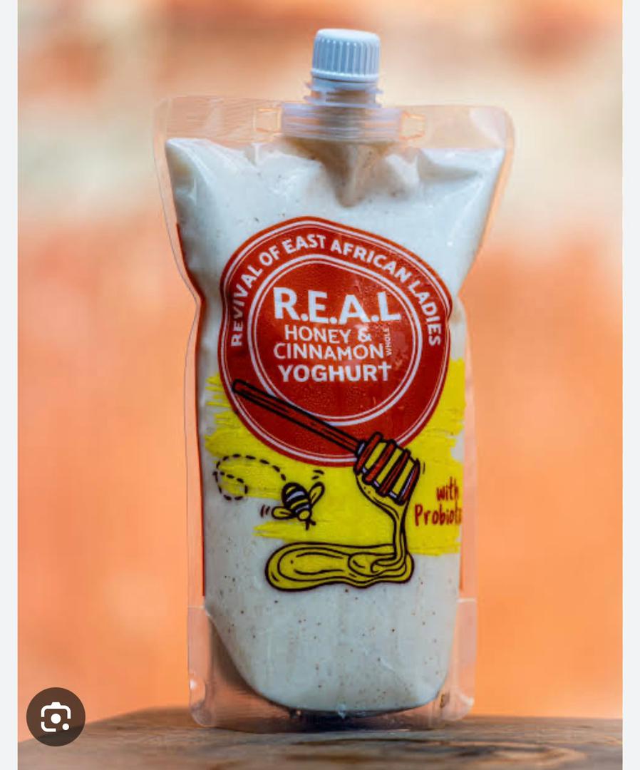 R.E.A.L Honey And Cinnamon Yoghurt 820ml